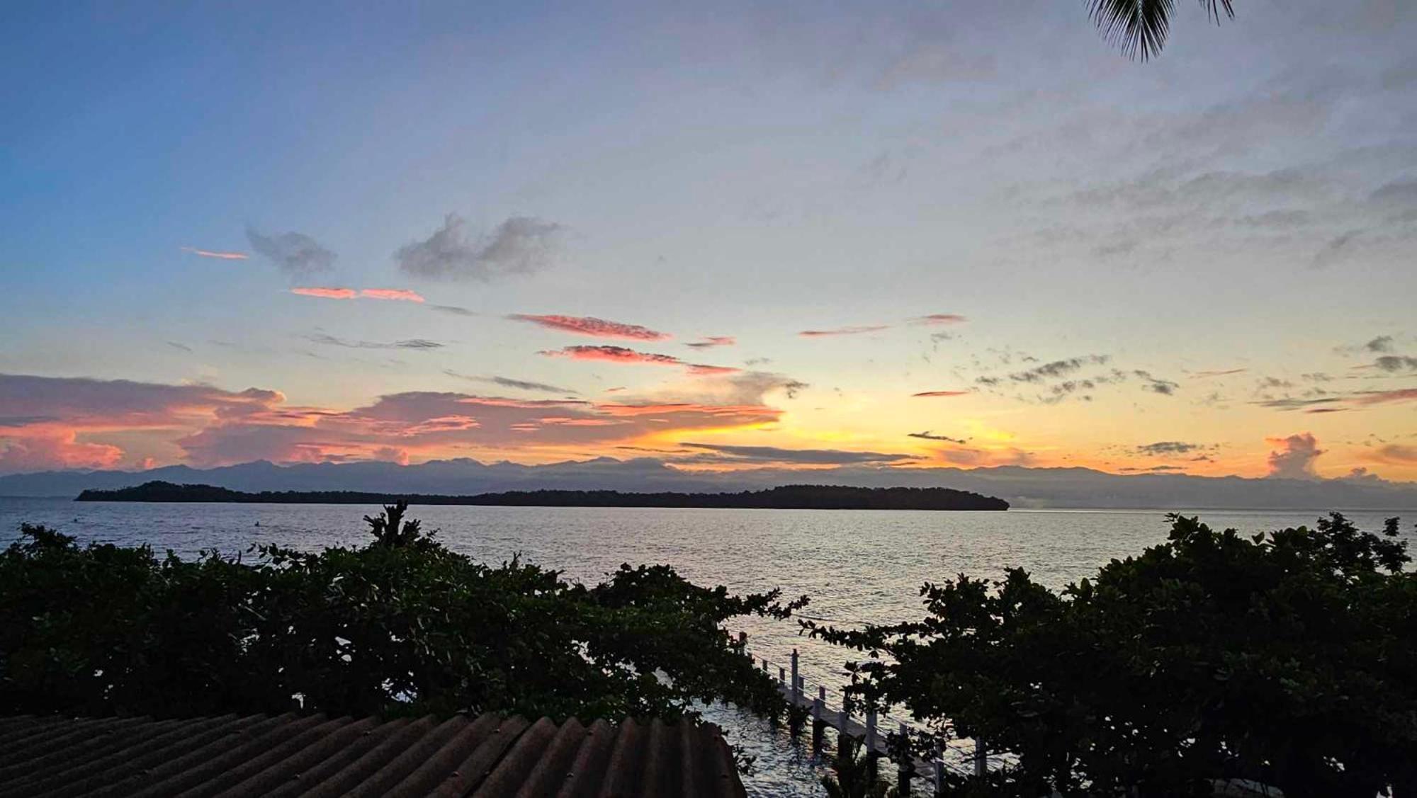 Eagles Nest Beach Resort Davao City Exteriör bild